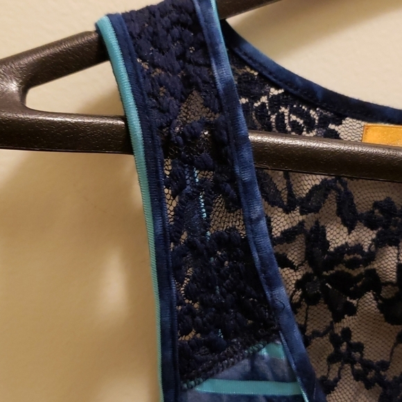 Urban Mango Striped Lace Detail Oversized Tank Top - Picture 3 of 7